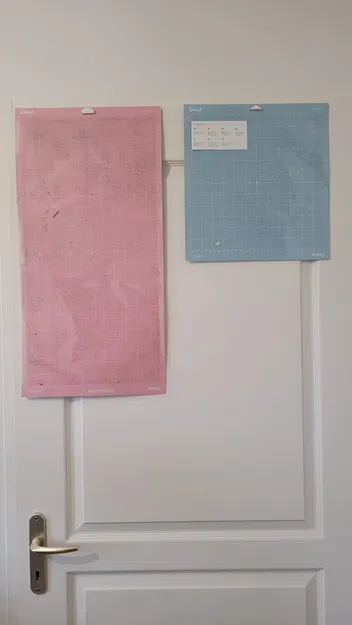 Kệ Treo Thảm Cricut Trên Cửa - Image 2