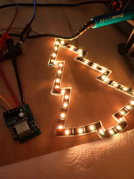Đèn LED Cây Thông Noel Trang Trí Cửa Sổ - WLED Neopixel - Image 2