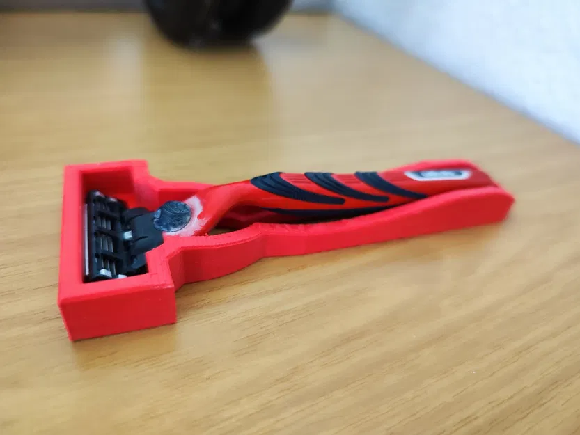 Hộp đựng dao cạo Gillette Mach 3 - Image 1