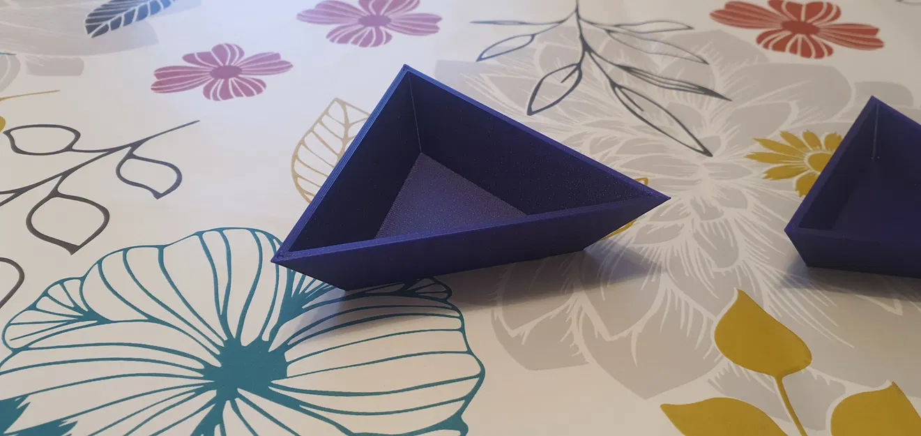 Chén Tam Giác "dreieck Schale" - Image 1