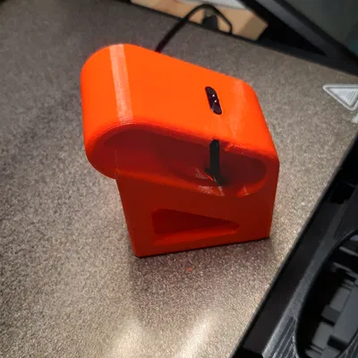 Đế Sạc Cho Đồng Hồ Lamax BCool Có Dây Sạc Tích Hợp