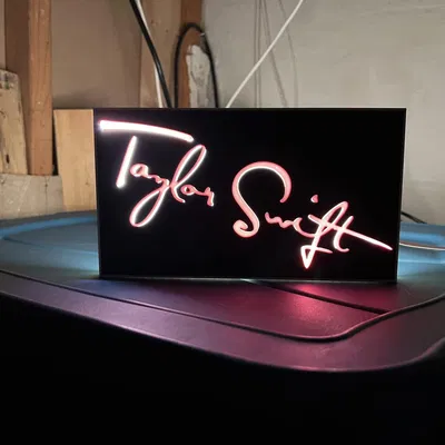 Hộp Đèn Taylor Swift