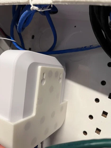 Giá Đỡ Tường hoặc Nam Châm Cho Unifi Gateway Lite (UXG Lite) - Image 2