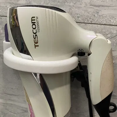 Kệ Đựng Máy Sấy Tóc Trong Nhà Tắm