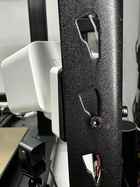 Giá Đỡ Góc Wyze Cam v3 Husky Shelf (Phiên Bản 2) - Image 2