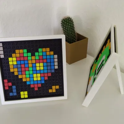 Pixel art 16x16 trong khung hoặc hộp