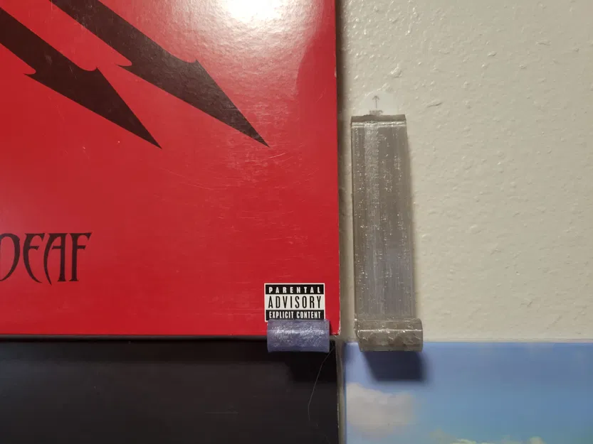 Móc Treo Đĩa Than Dọc - Image 1