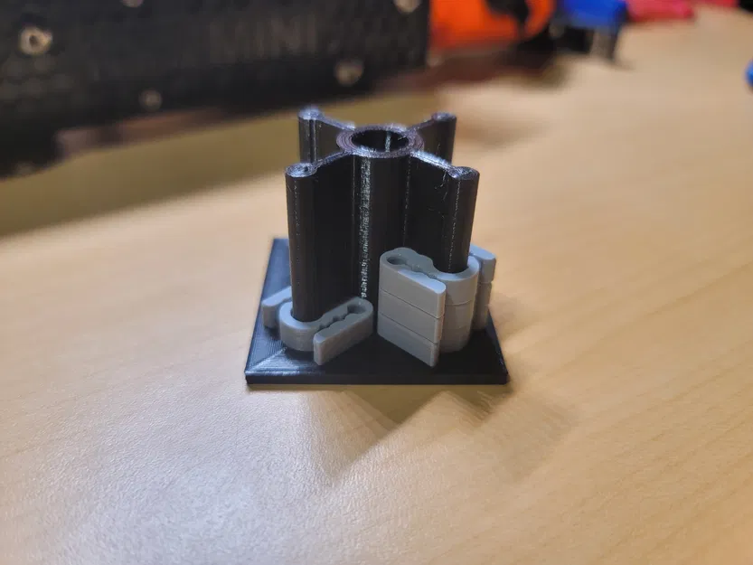 Hộp đựng kẹp nhựa filament - Image 1