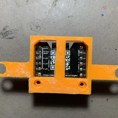 Ratgdo v2.5i có ốp lưng hở các terminal