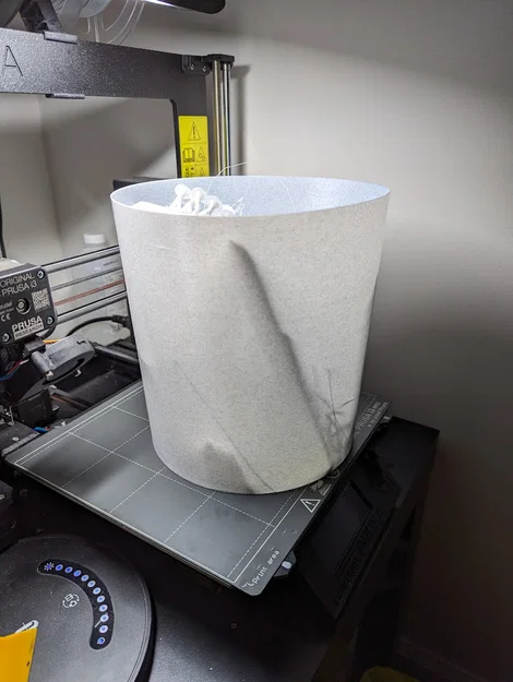 Thùng rác in chế độ "Vase Mode" - Image 1