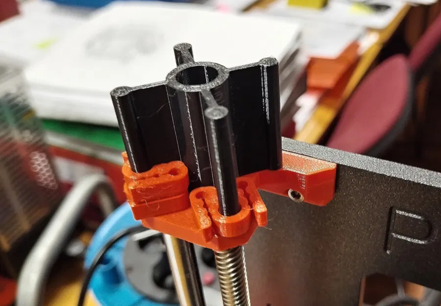 Kẹp giữ Filament gắn trên đỉnh Prusa MK3S+ - Image 1