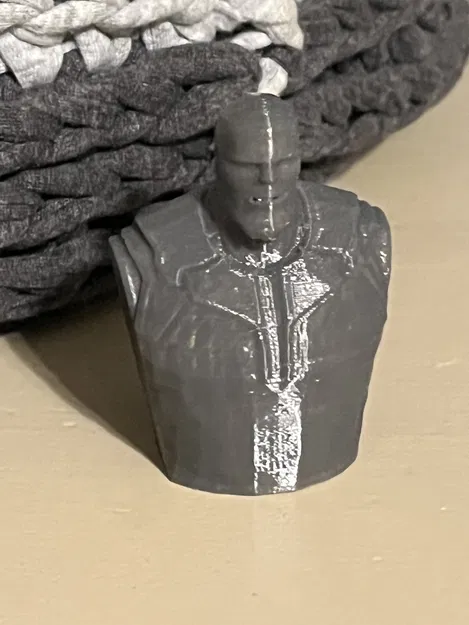 Tượng Bán Thân Thanos - Image 1