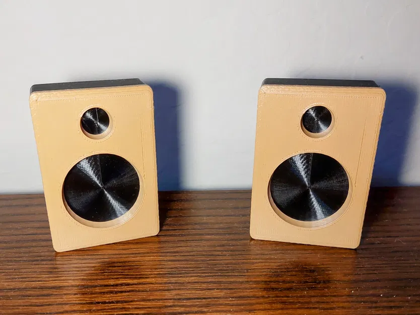 Loa - chỉ để làm đạo cụ (không phải hộp chức năng) - Image 1