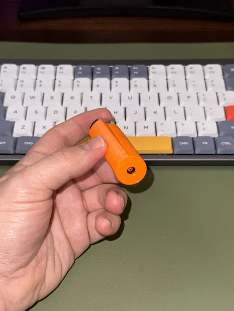 Vỏ Bật Lửa Clipper Có Lỗ Châm Gas - Image 2