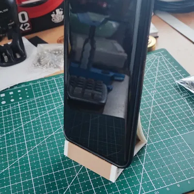 Đế đỡ điện thoại - Kệ smartphone