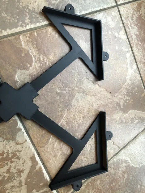 Giá đỡ cuộn cắt Cricut dưới gầm bàn - Image 4