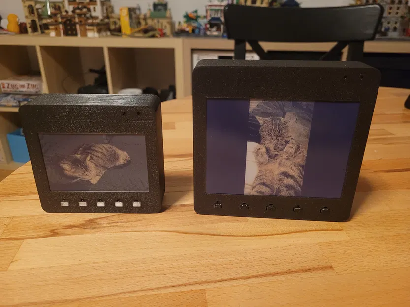 Vỏ Case Pimorony Inky Frame 5.7" có Đế Pin AAA - Image 1