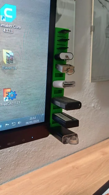 Giá đỡ USB và Micro SD - Image 2