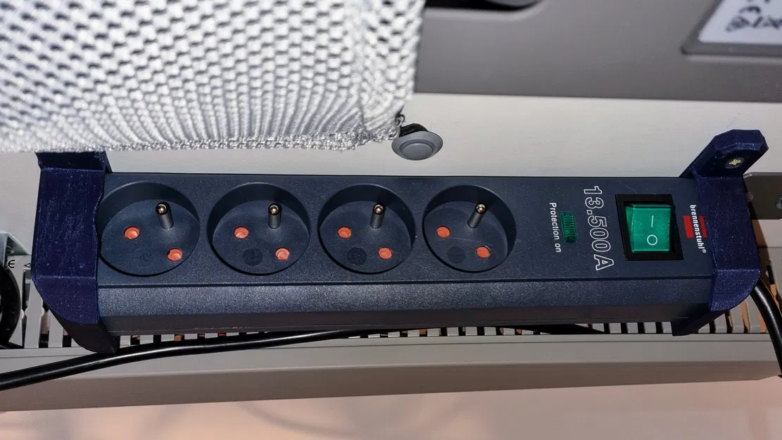 Giá đỡ ổ cắm Brenenstuhl - Image 1