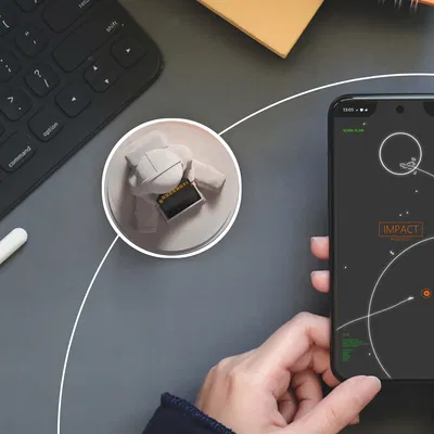 Kẹp Thẻ Nhớ SD Hình Phi Hành Gia