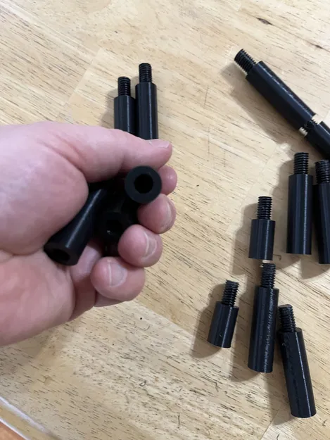 Chân đế/hỗ trợ kệ có thể điều chỉnh - Image 2