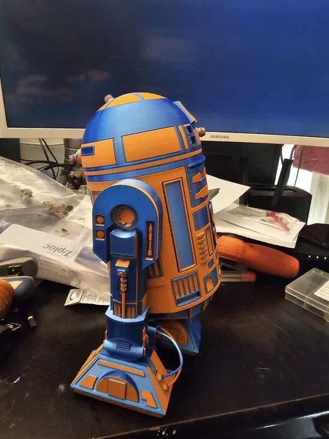 Mô hình Astromech Droid - Image 35