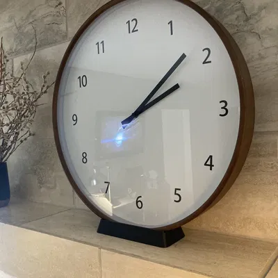 Đứng đồng hồ treo tường tối giản