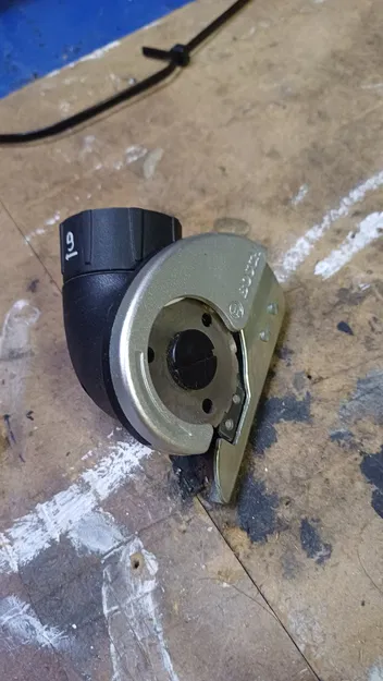 Phụ Kiện Treo Máy Siết Vít Bosh IXO - Image 2