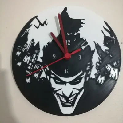 Đồng hồ treo tường Batman