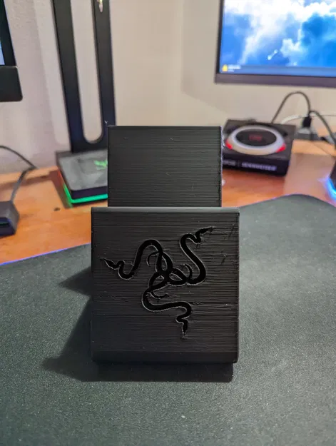 Giá đỡ chuột Razer Naga - Image 2