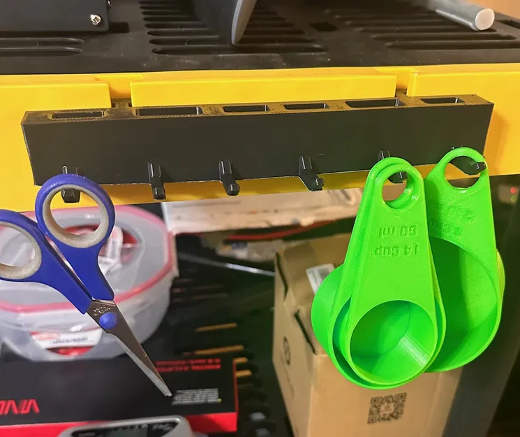 Giá đỡ/Tổ chức dụng cụ cho Kệ Lưu trữ Đen và Vàng - Image 2