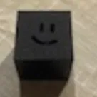 Hình lập phương với biểu tượng cảm xúc