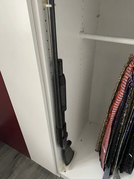 Giá treo tường Maverick 88 vừa với tủ Ikea PAX - Image 1