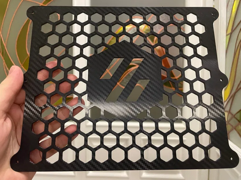 Tấm ốp lưng Voron V0.2 dạng tổ ong có lỗ gắn - Image 1