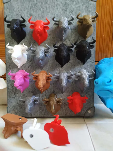 Đầu Bò Gắn Nam Châm - Image 1