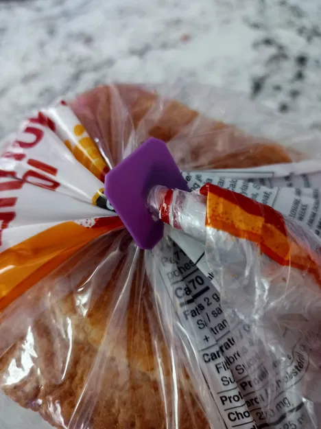 Kẹp Bánh Mì - Image 1