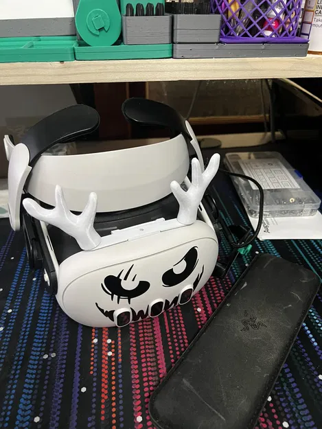 Gạc Hươu Cho Meta Quest 3 - Giá Đỡ Phụ Kiện - Image 1