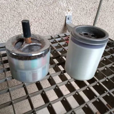 Ốp Gạt Tàn Sáng Trong Đêm