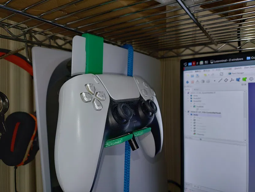 Kẹp Tay Cầm PS5 Có Lỗ Mic - Image 1