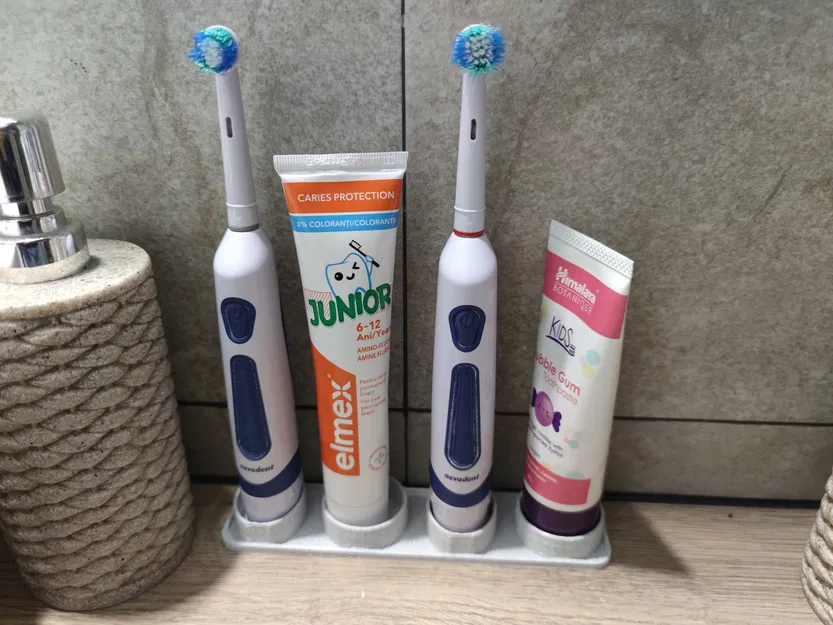 Giá Đỡ Bàn Chải Đánh Răng Oral B Cho Trẻ Em - Image 1