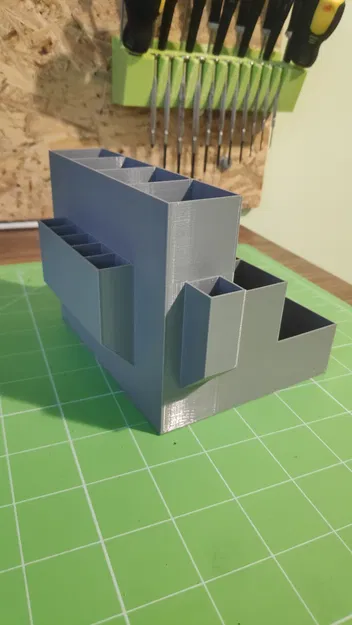 Kệ Đựng Đồ Văn Phòng - Image 1