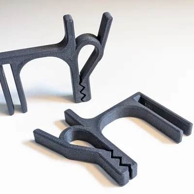 Kẹp Treo Khăn Tắm Lên Kính Vòi Sen