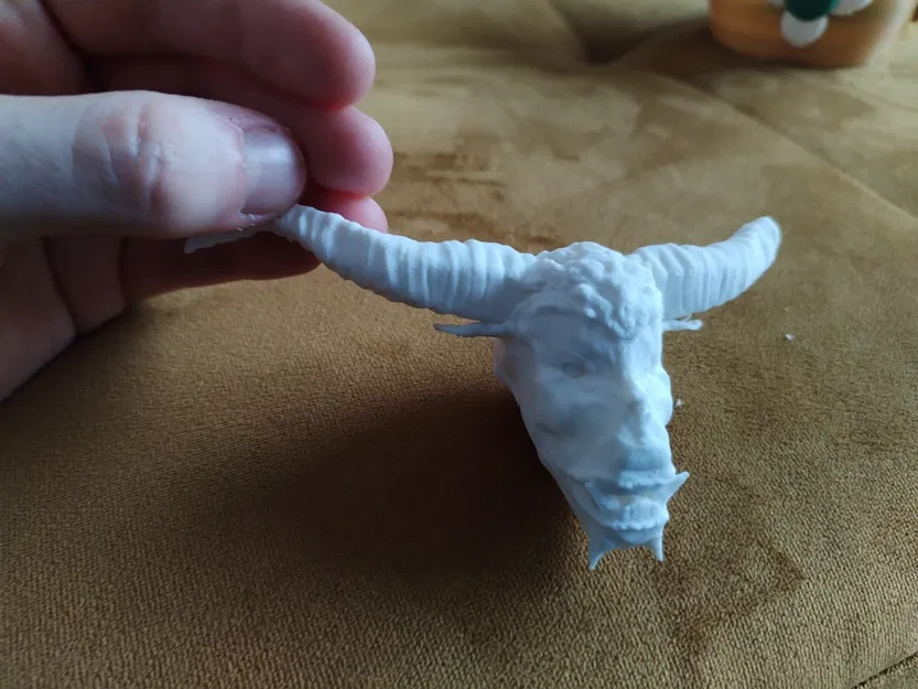 Tượng Đầu Quái Vật Rajang Săn Quái - Image 1