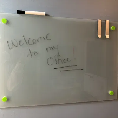 Pat gắn Bảng Kính Ikea Kludd / Bảng Tin