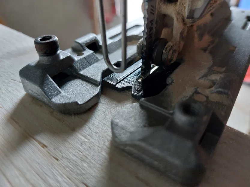 Bảo vệ Tây Ban Nha cho Makita - Image 3