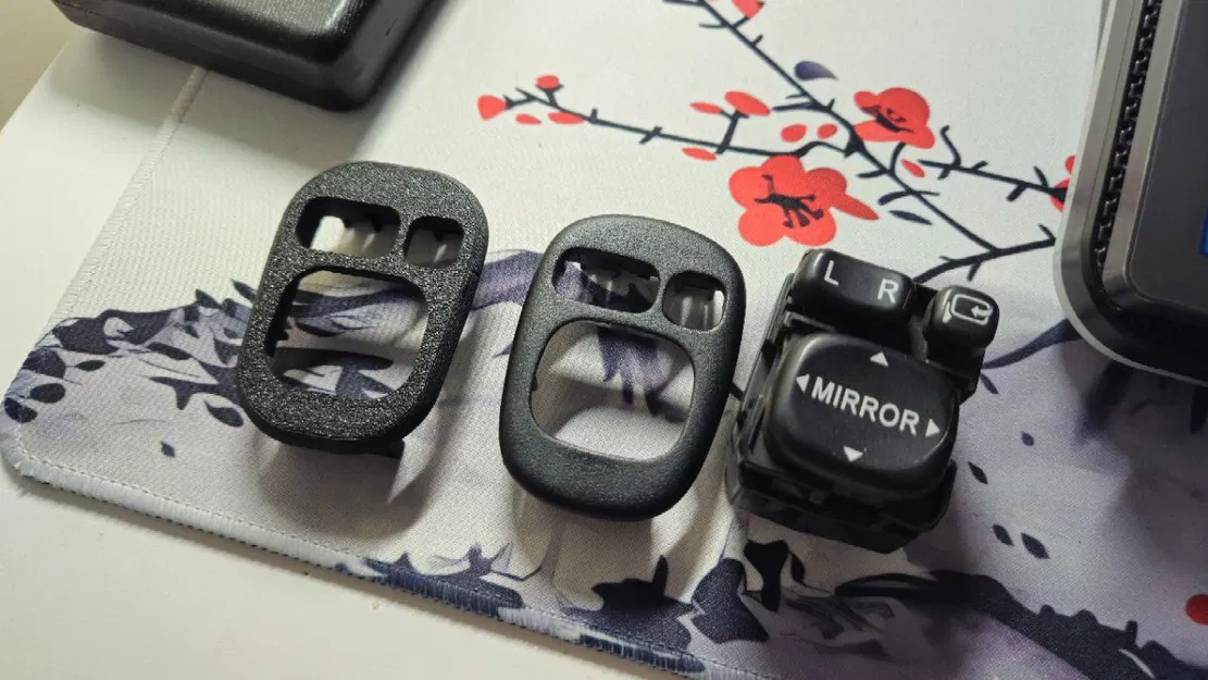 Nắp che nút gập gương Celica t23 - Image 1