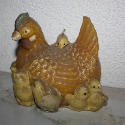 Mẹ Gà Con (Glucke mit Kueken)