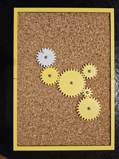 Trò Chơi Đóng Ghim Bằng Bần Cho Bé Có Bánh Răng - Image 1