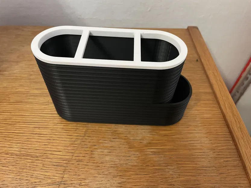 Kệ Đựng Bàn Chải Và Kem Đánh Răng - Image 3