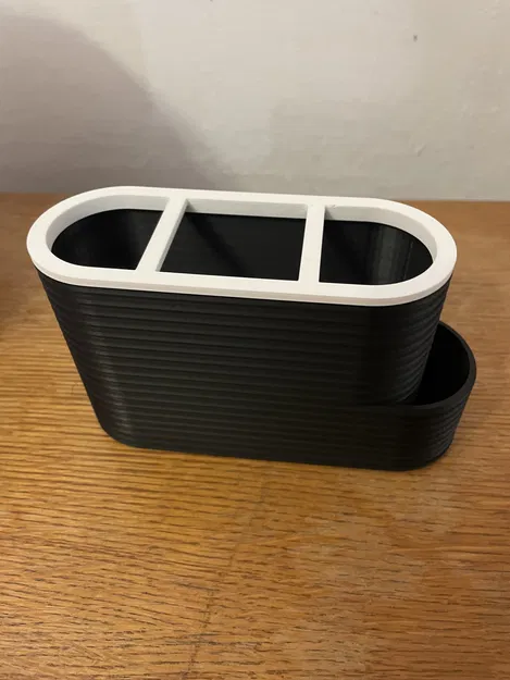 Kệ Đựng Bàn Chải Và Kem Đánh Răng - Image 4